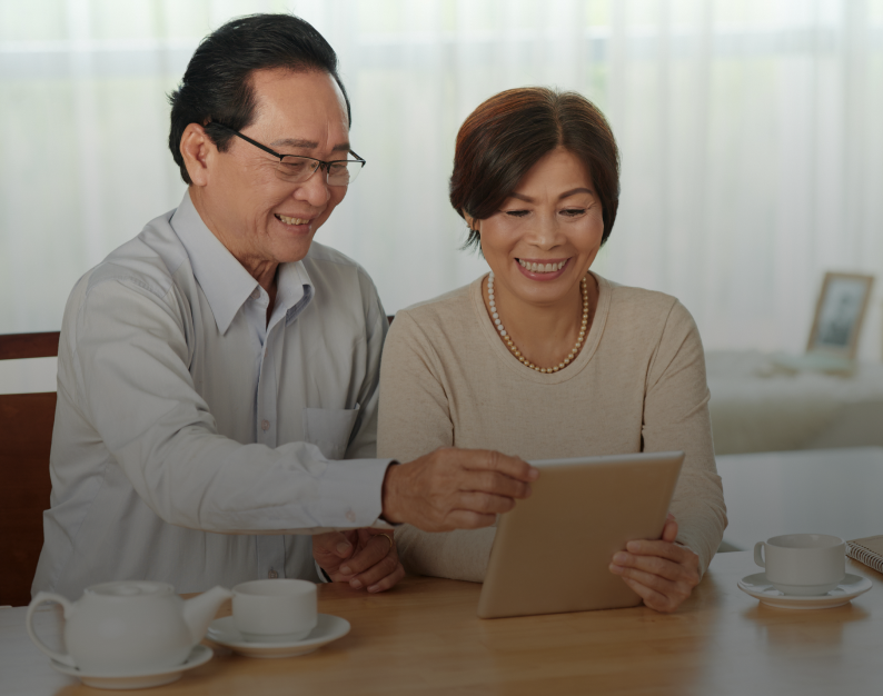 senior couple looking for holistic care program