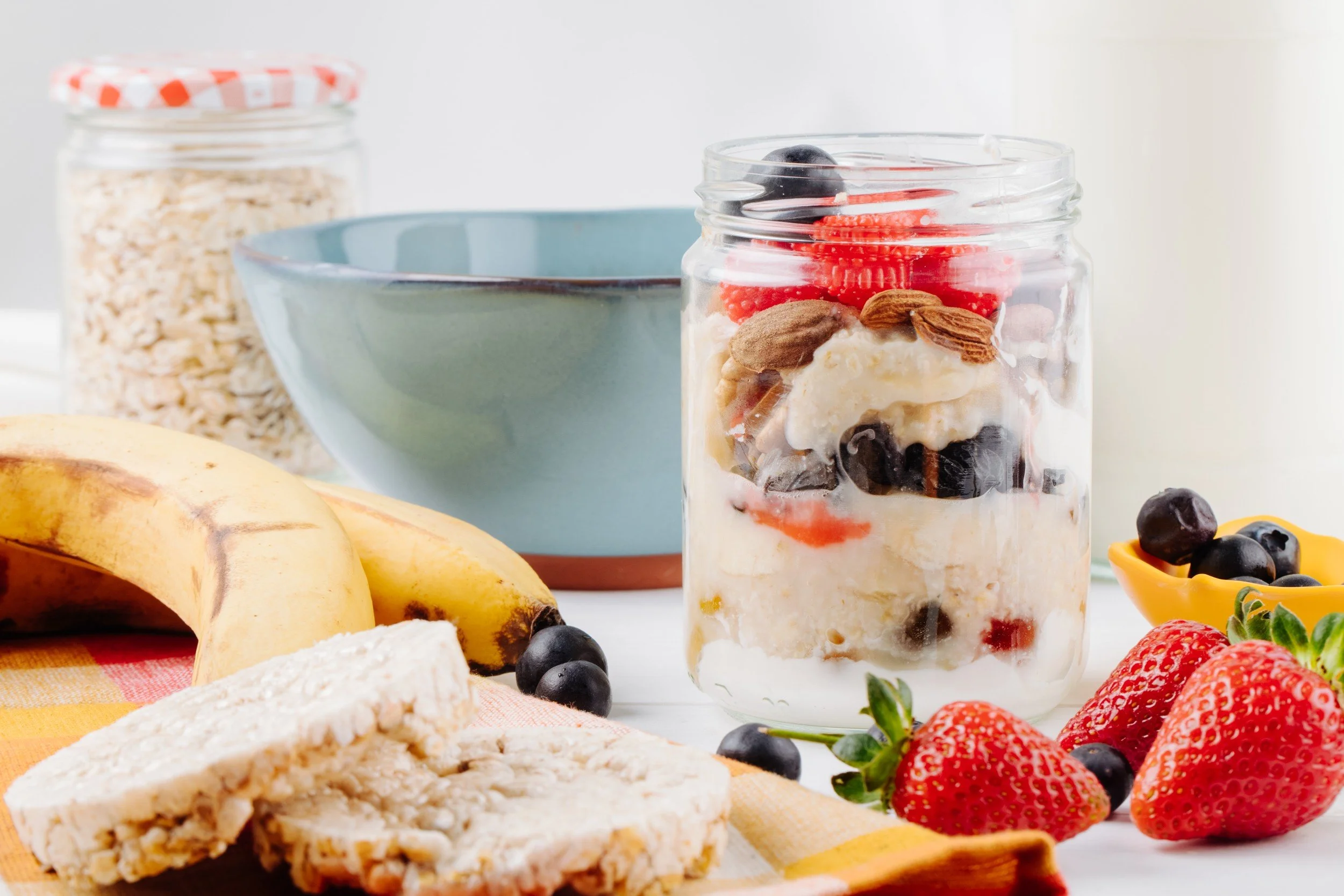 Overnight oats with berries